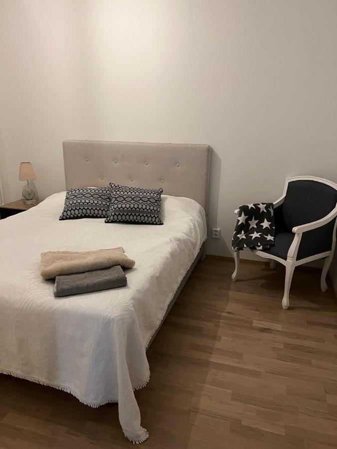 Modern One Bedroom City Apartment Nearby Airport Βάνταα Εξωτερικό φωτογραφία